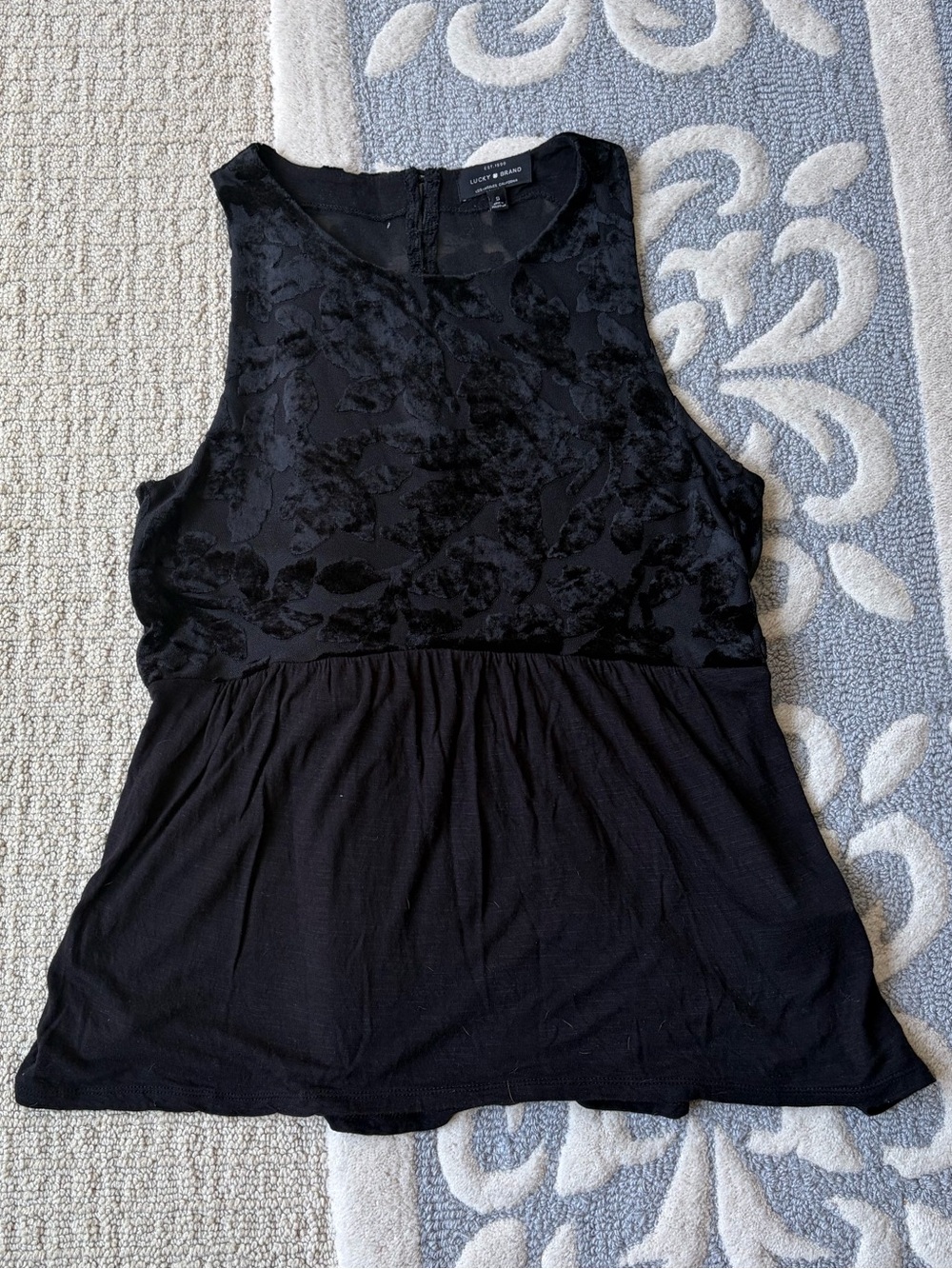 Lucky Brand Black Sleeveless Mixed-Texture Tank